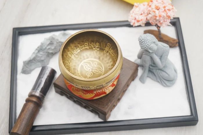 9cm Eye of Awakened Singing Bowl - Om Mani Padme Hum Engraving｜Tibetan Zen Setting